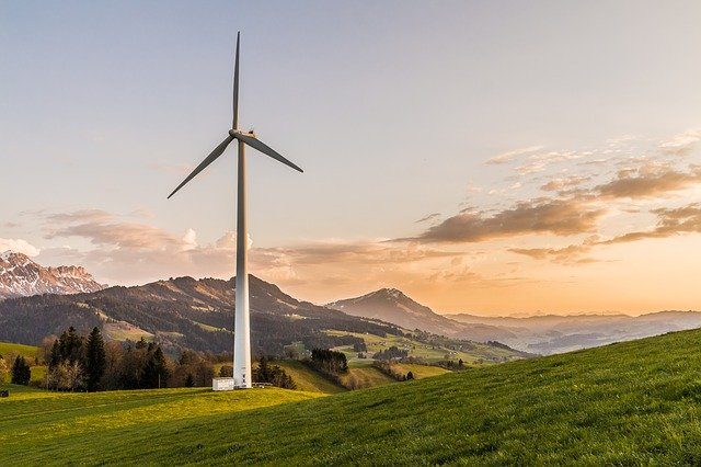 Wales economy needs to ‘green up’ to meet net zero challenge