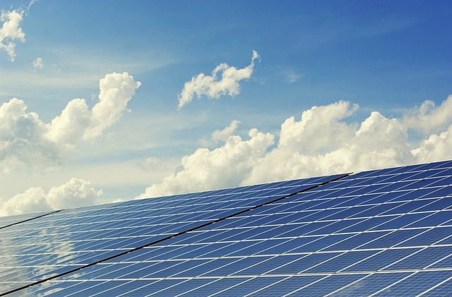 Free live webinar | On-Site Solar For Your Business: Key Considerations and Funding Models